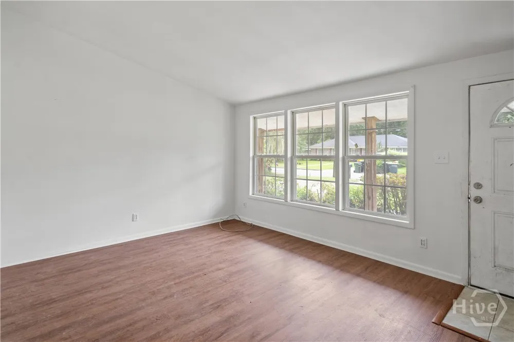 206 Van Nuys Boulevard Savannah, GA 31419