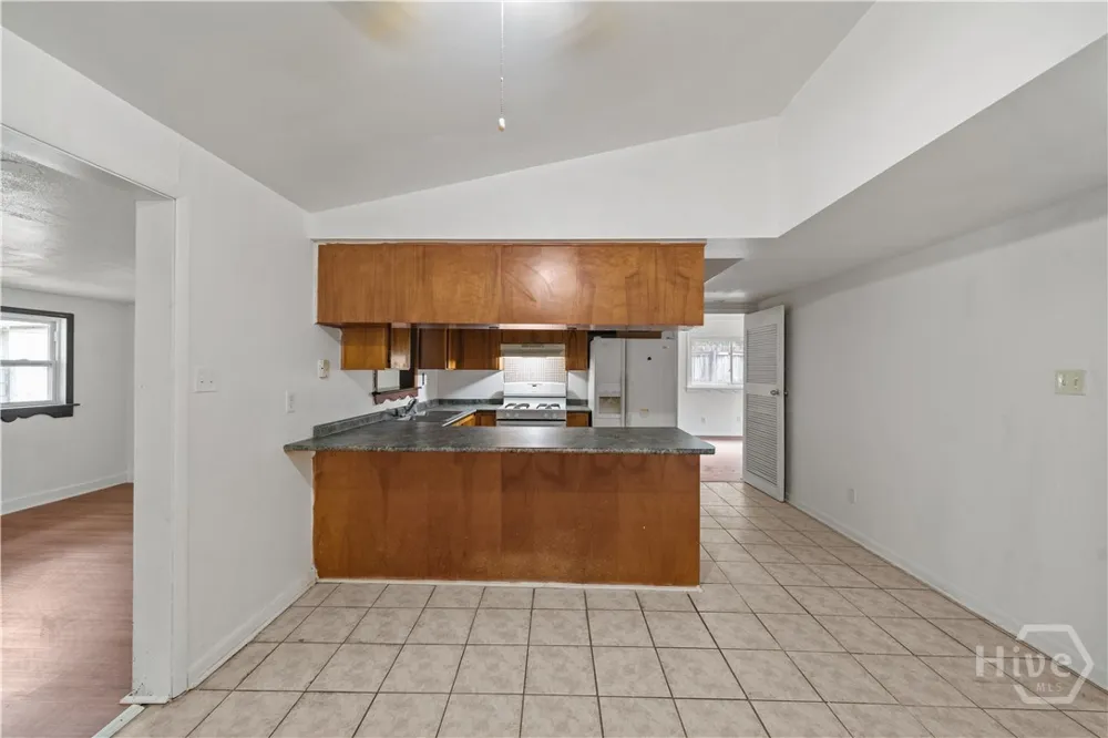 206 Van Nuys Boulevard Savannah, GA 31419