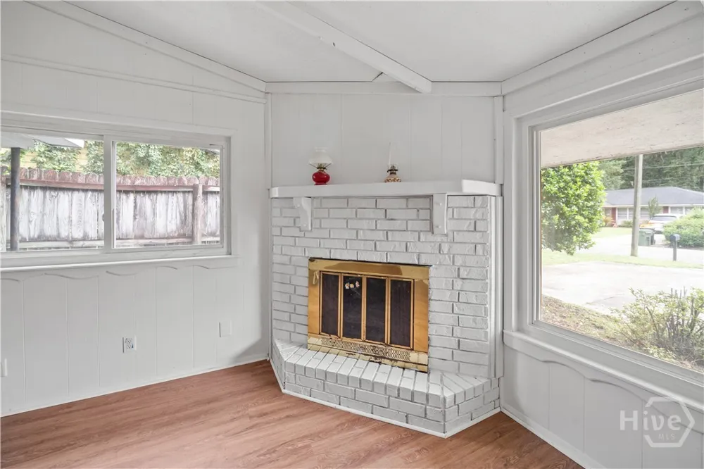 206 Van Nuys Boulevard Savannah, GA 31419