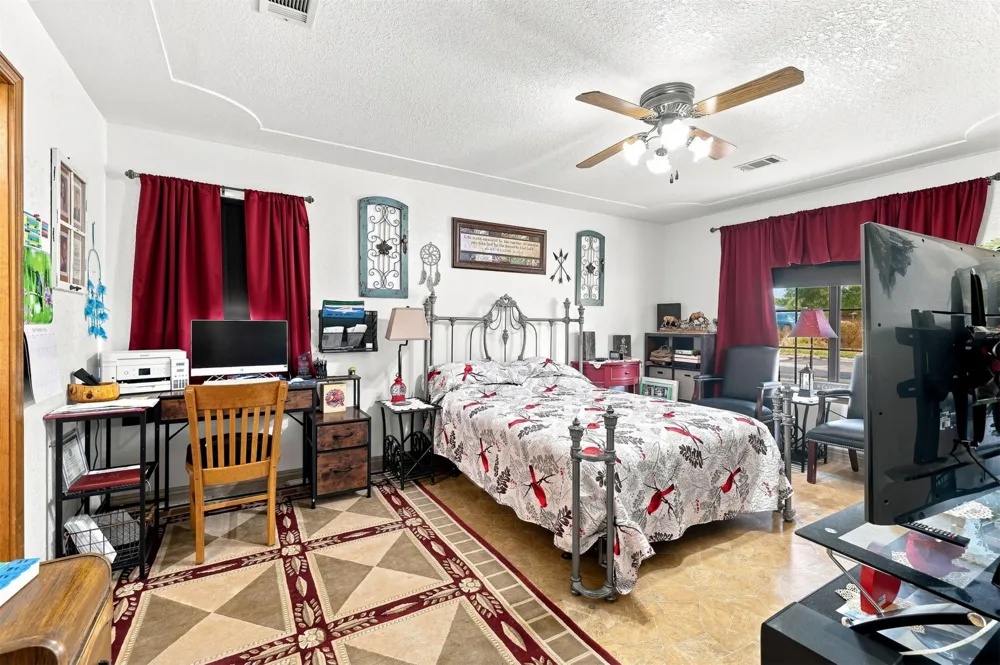 1925 Parkway Durant, OK 74701