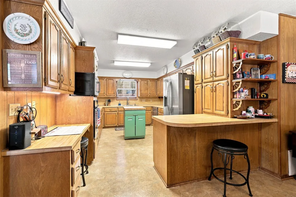 1925 Parkway Durant, OK 74701
