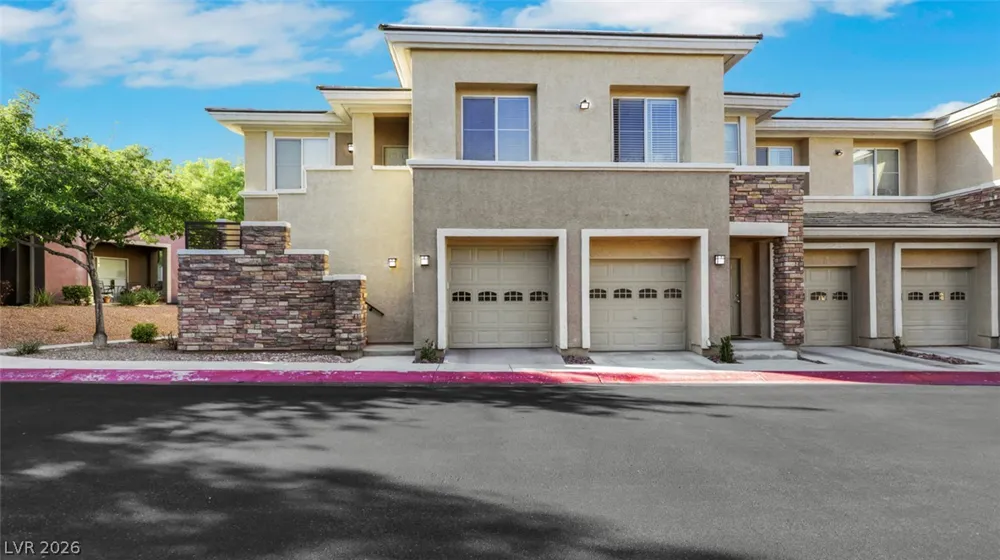 721 PEACHY CANYON CIRCLE #201 Las Vegas, NV 89144