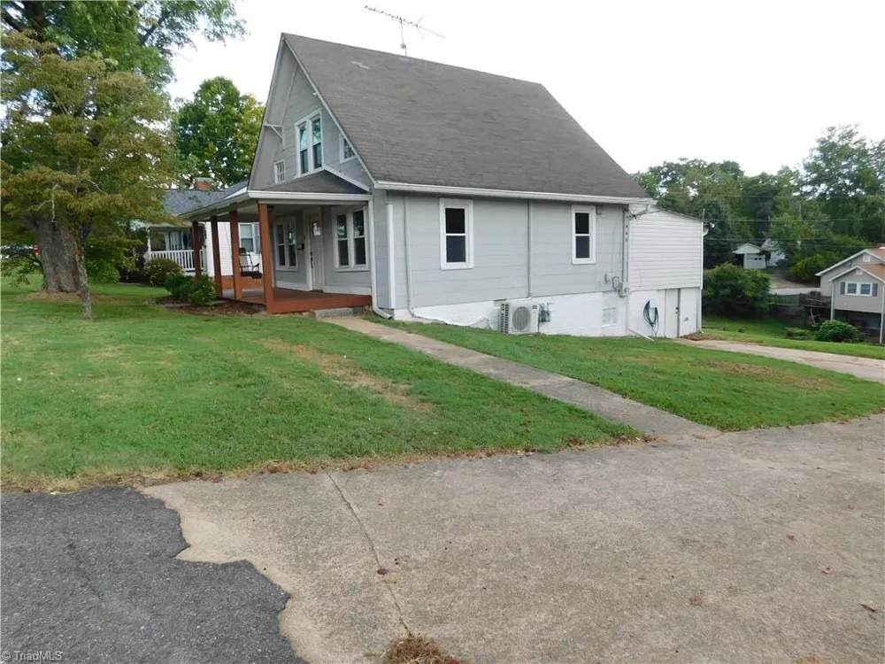 1054 Bridge Street Elkin, NC 28621