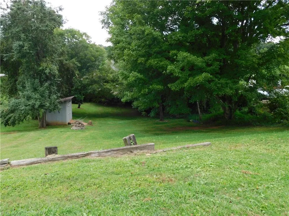 1054 Bridge Street Elkin, NC 28621