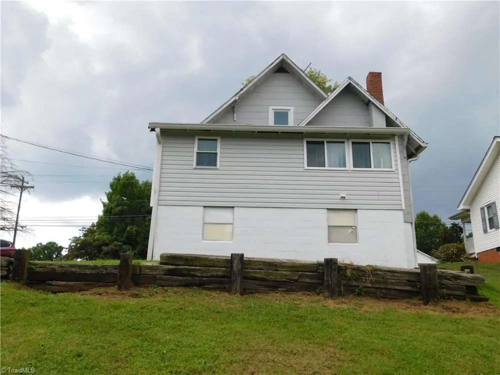 1054 Bridge Street Elkin, NC 28621