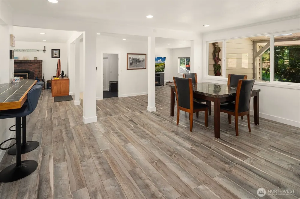 16530 237th Avenue SE Issaquah, WA 98027