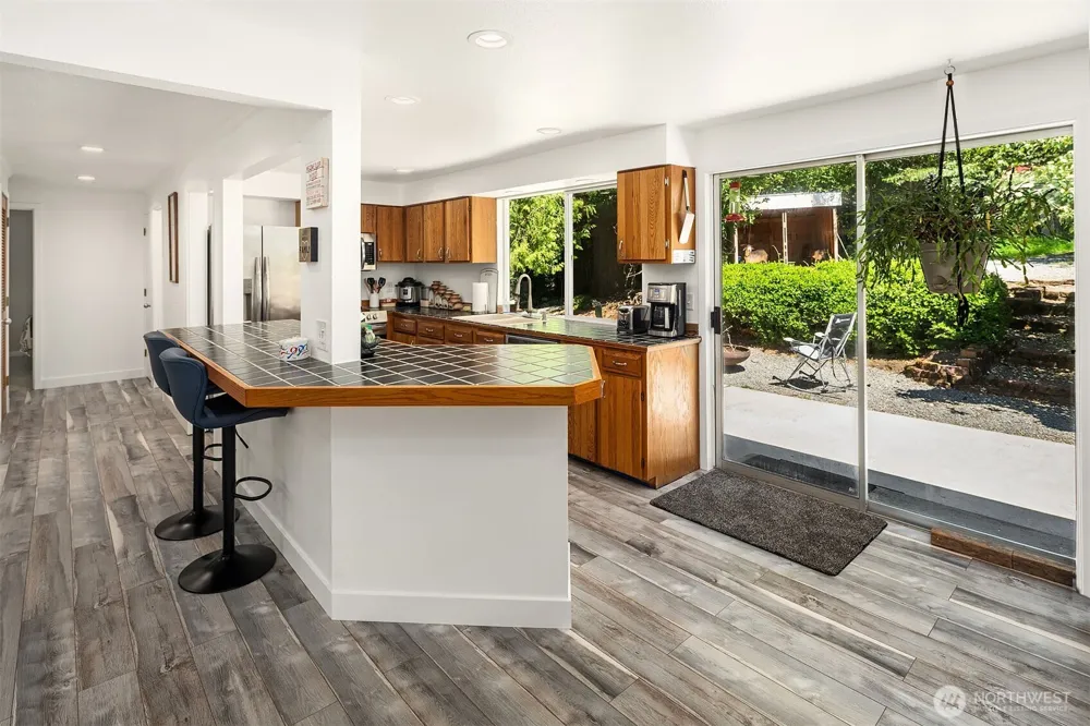 16530 237th Avenue SE Issaquah, WA 98027