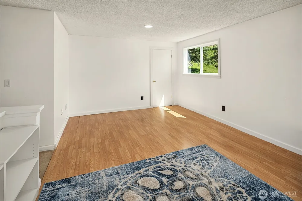16530 237th Avenue SE Issaquah, WA 98027
