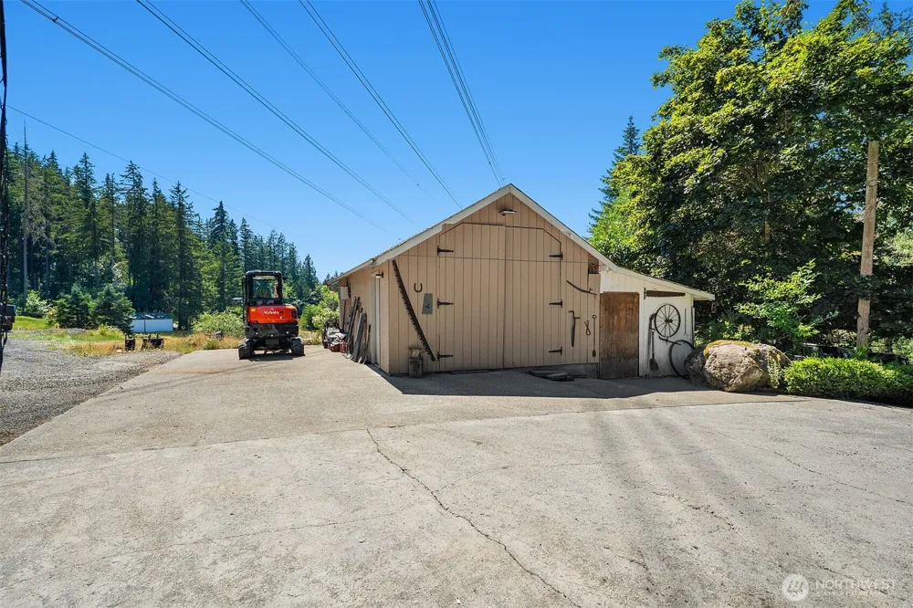 16530 237th Avenue SE Issaquah, WA 98027
