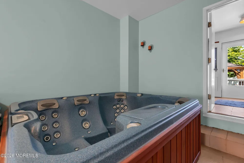 907 7th Street Union Beach, NJ 07735