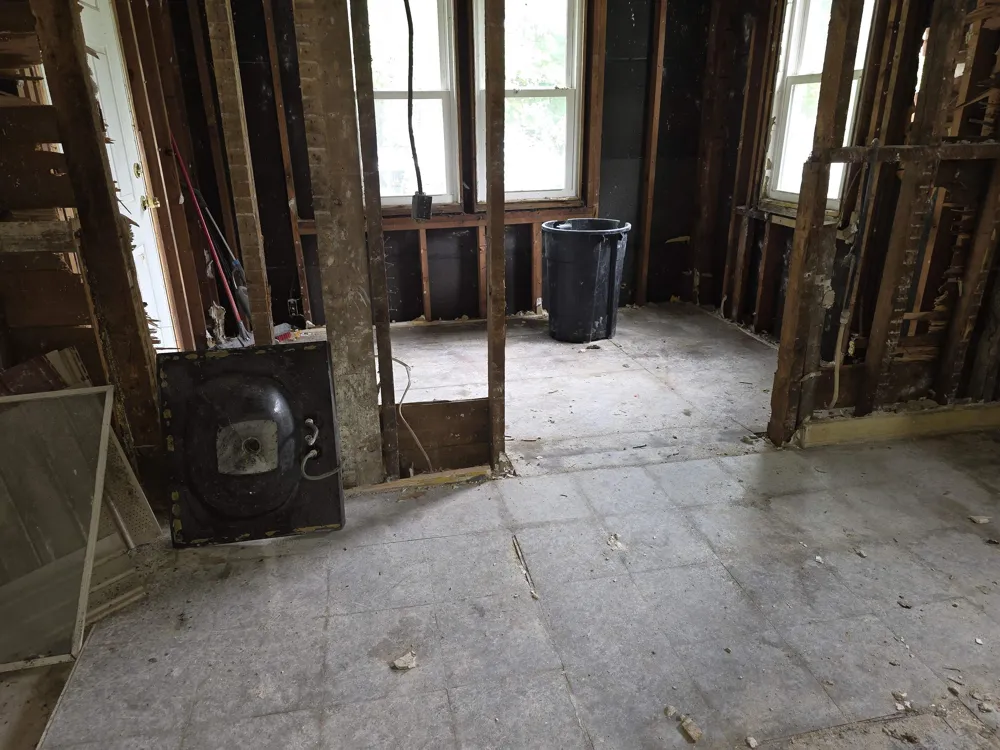 1331 S Jefferson Avenue Saginaw City, MI 48601