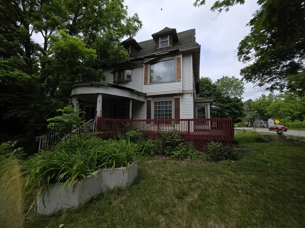 1331 S Jefferson Avenue Saginaw City, MI 48601