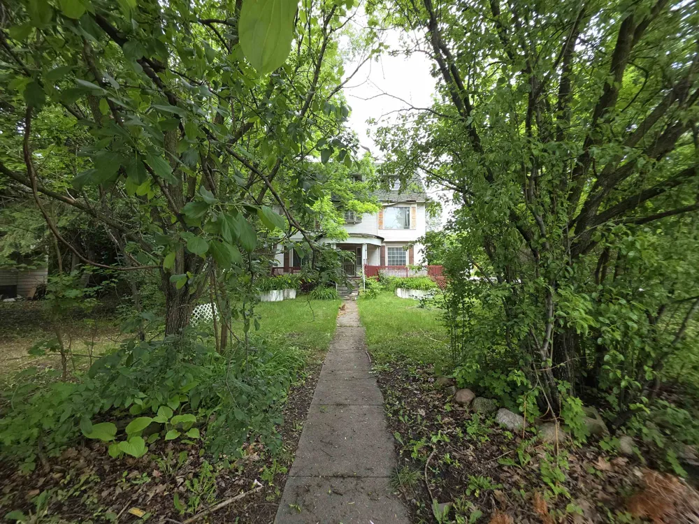 1331 S Jefferson Avenue Saginaw City, MI 48601