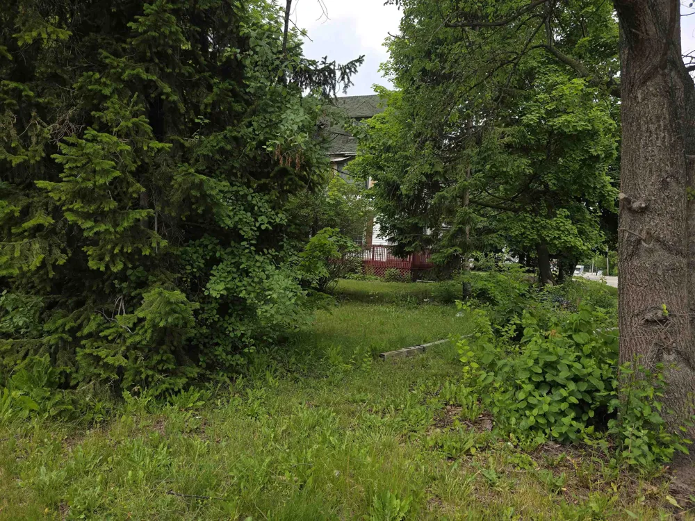 1331 S Jefferson Avenue Saginaw City, MI 48601