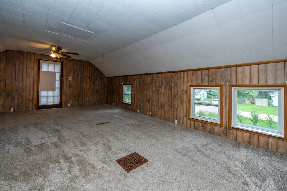 4960 Paw Paw Lake Road Coloma Charter Township, MI 49038