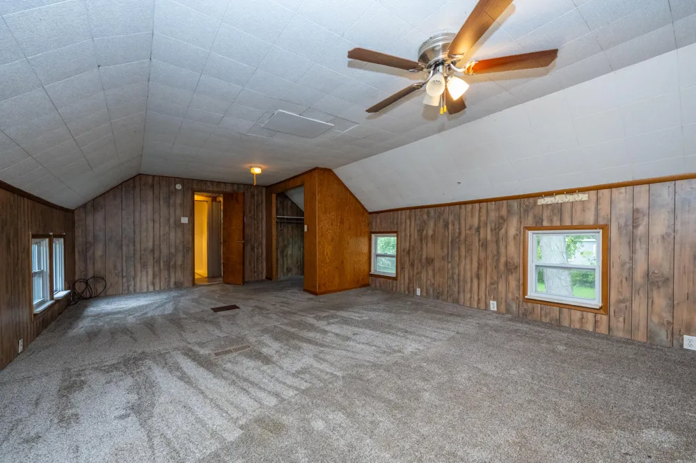 4960 Paw Paw Lake Road Coloma Charter Township, MI 49038