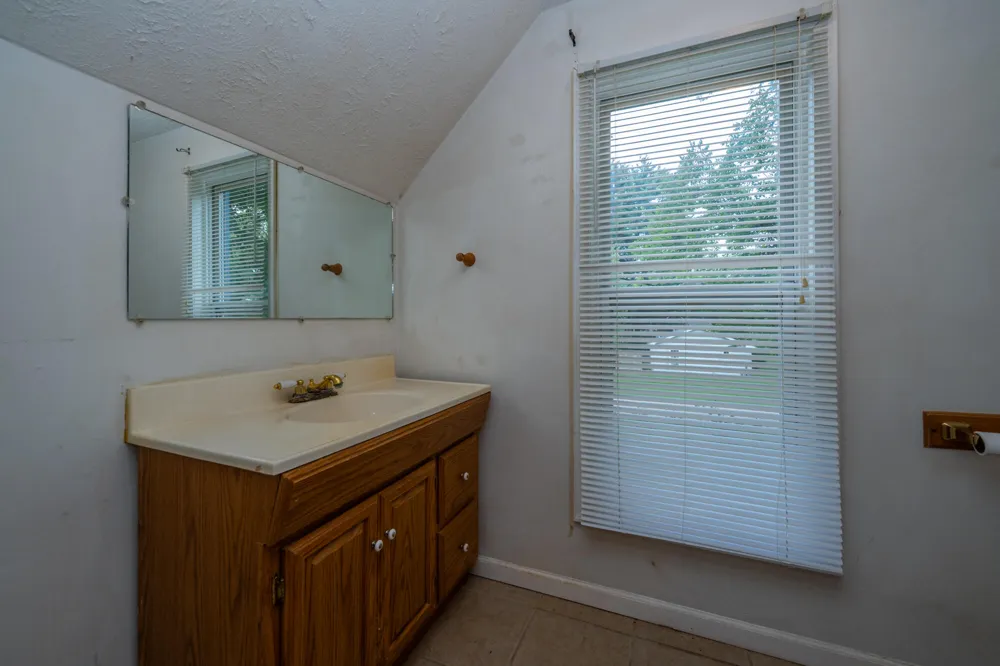 4960 Paw Paw Lake Road Coloma Charter Township, MI 49038