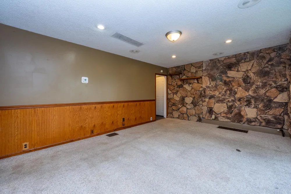 4960 Paw Paw Lake Road Coloma Charter Township, MI 49038