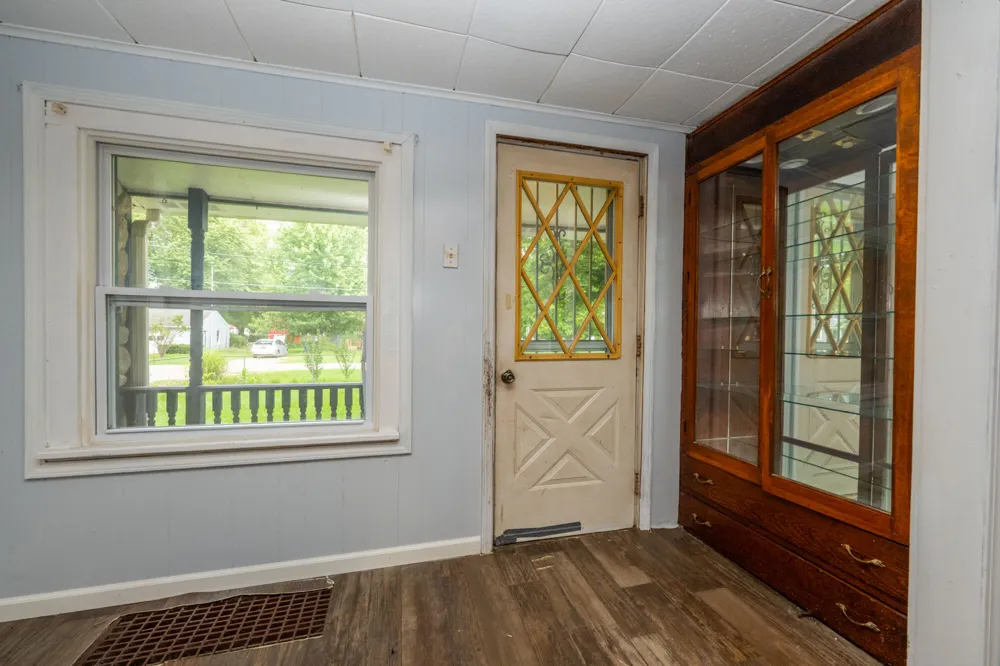 4960 Paw Paw Lake Road Coloma Charter Township, MI 49038