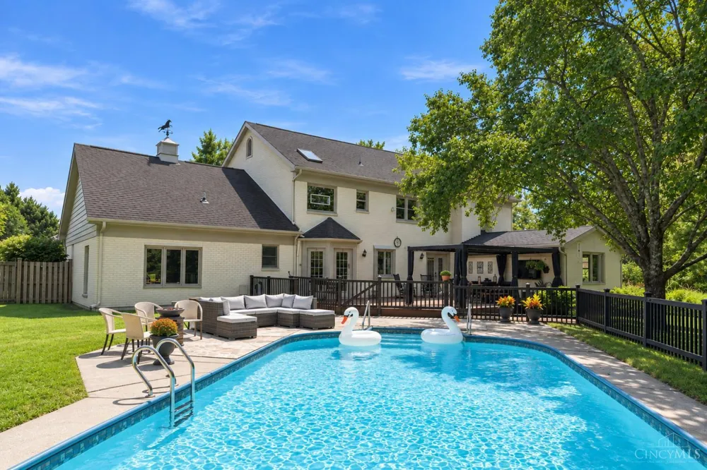 10391 Stablehand Drive Cincinnati, OH 45242