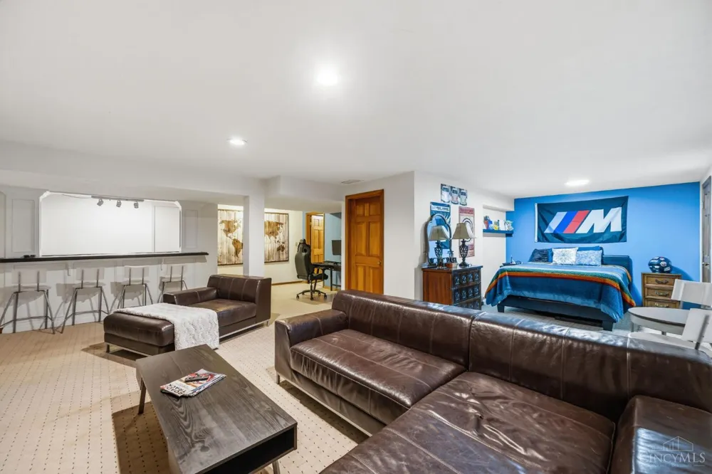 10391 Stablehand Drive Cincinnati, OH 45242