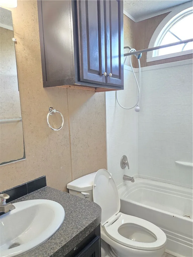 21912 County Road 798 Mathis, TX 78368