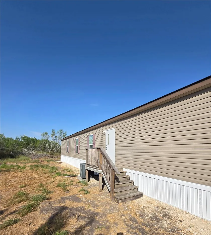 21912 County Road 798 Mathis, TX 78368