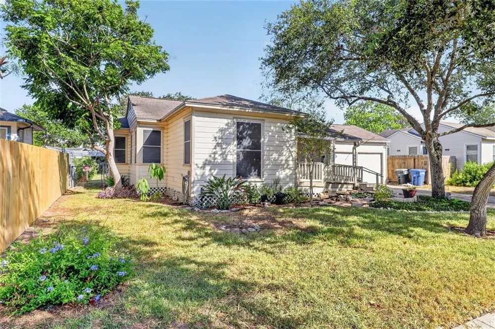 726 Harrison Street Corpus Christi, TX 78404
