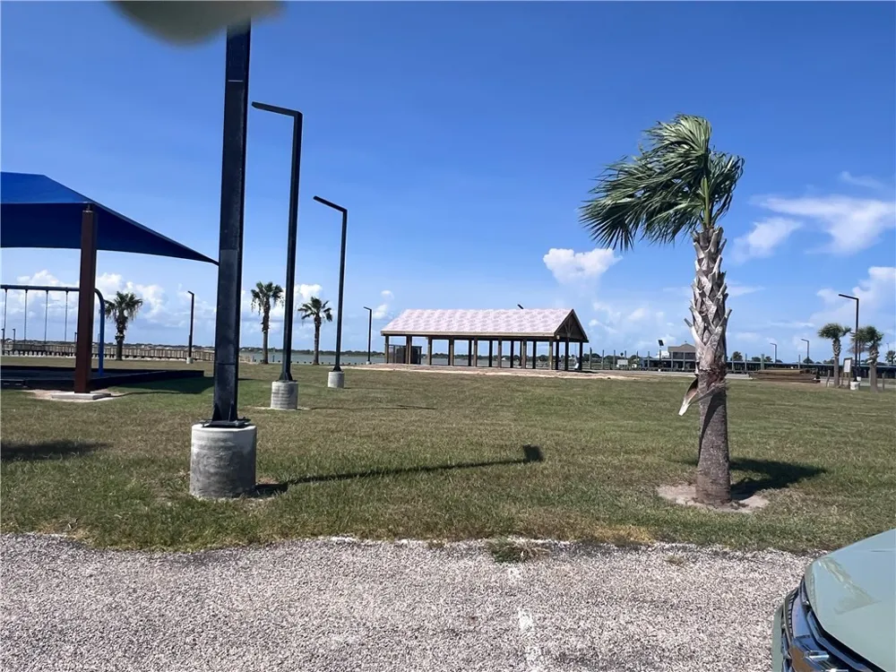 1377 Swans Point Seadrift, TX 77983