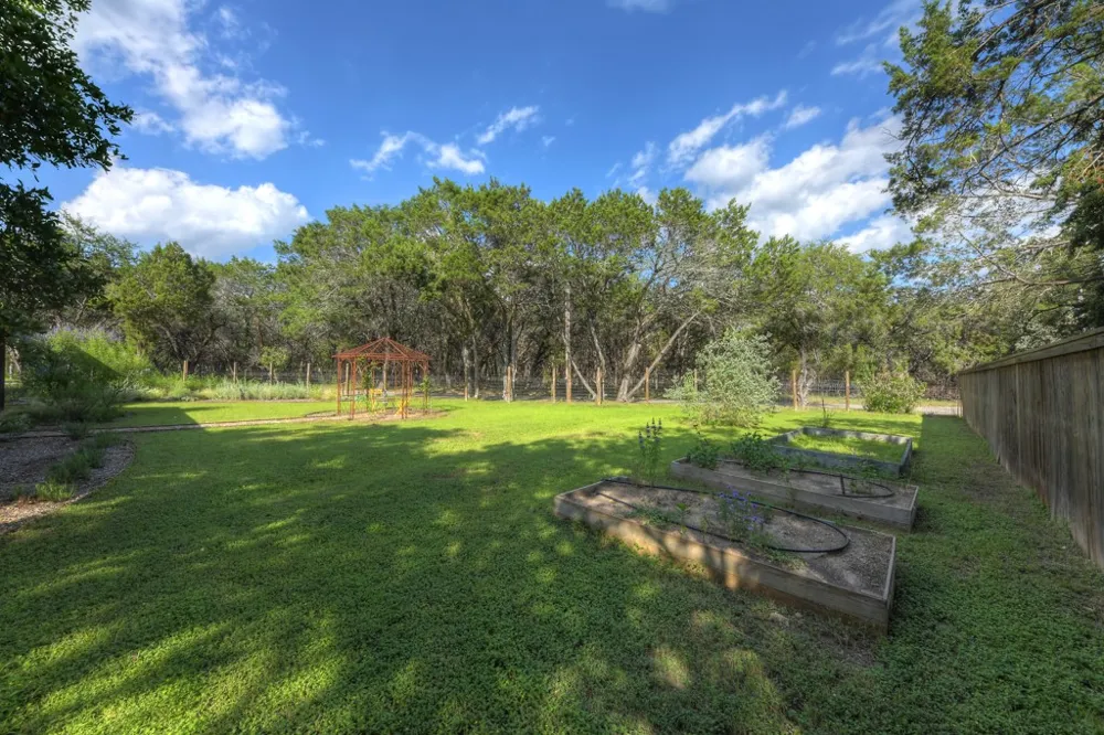 152 Spoke Lane Wimberley, TX 78676