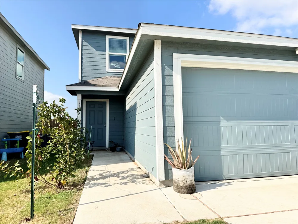 11622 Dog Rose Converse, TX 78109