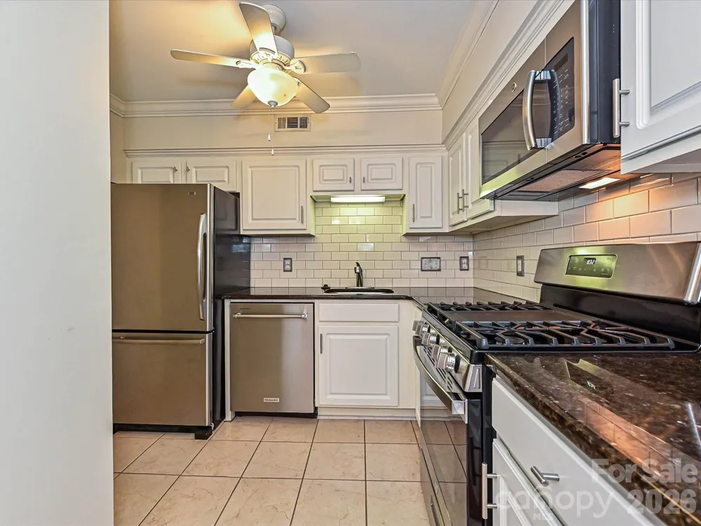3520 Colony Road #C Charlotte, NC 28211