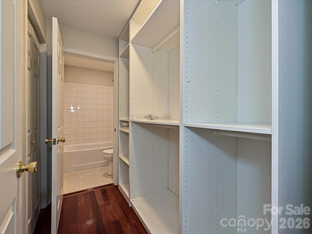 3520 Colony Road #C Charlotte, NC 28211
