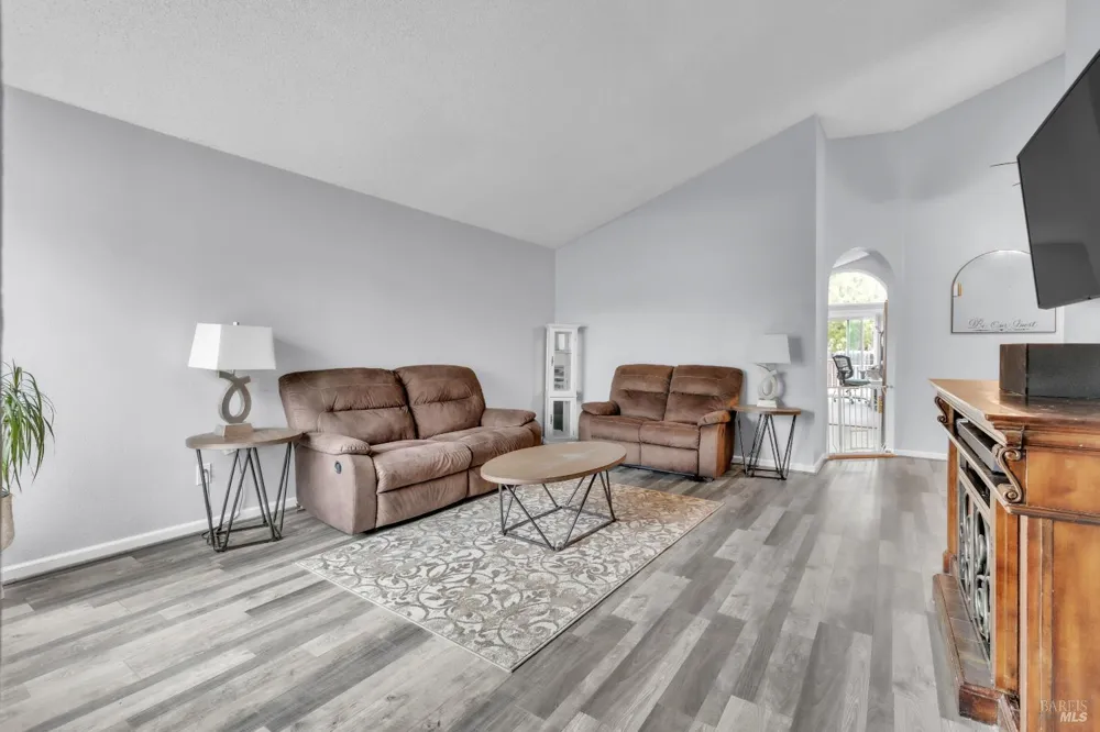 2637 Valley Oak Way Fairfield, CA 94533