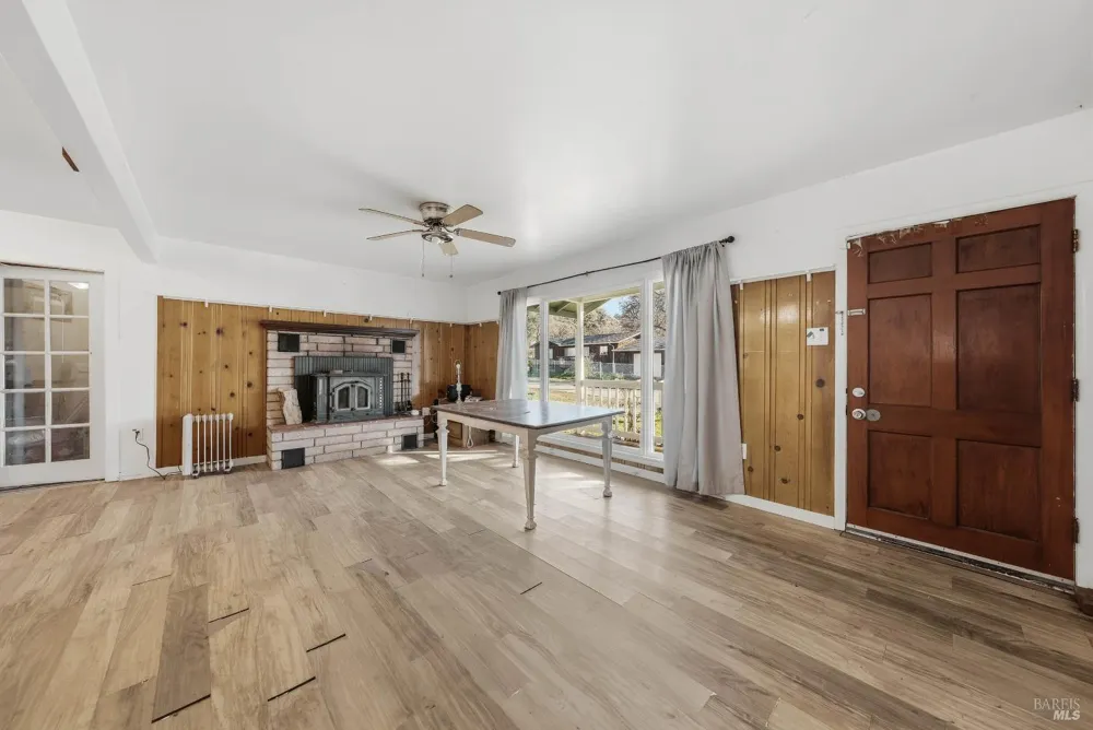 3995 Mullen Avenue Clearlake, CA 95422
