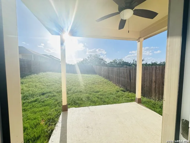 5611 RIO CYN Unit 1 Converse, TX 78109