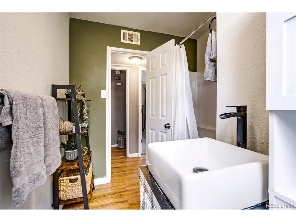 1205 Houston Avenue Colorado Springs, CO 80905