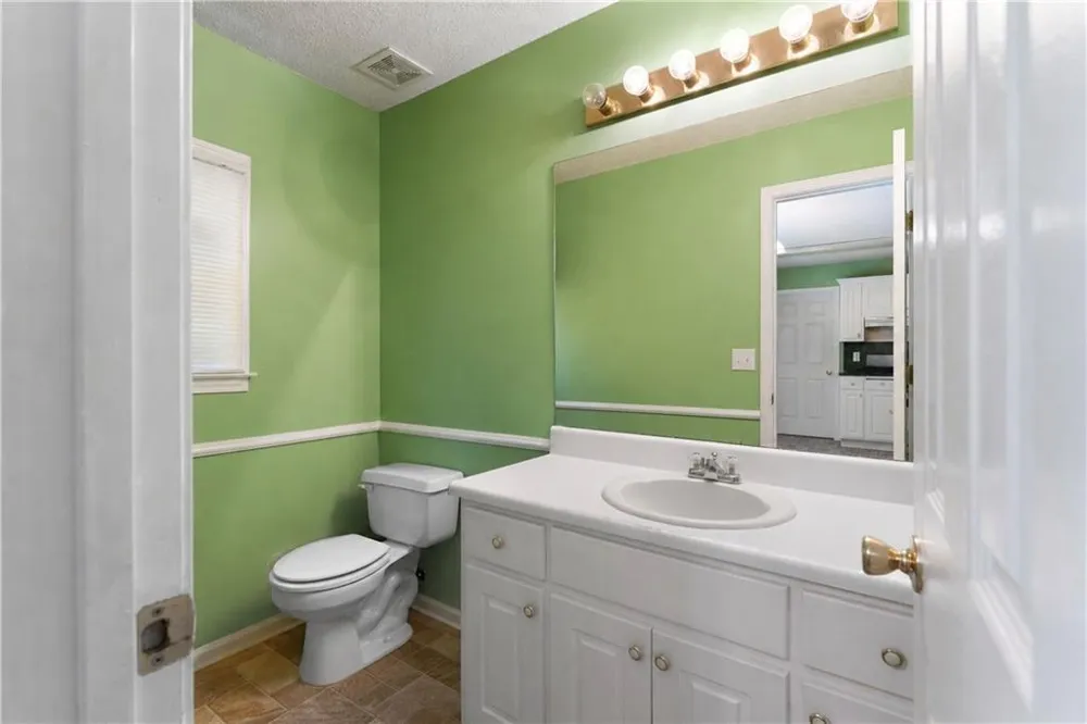 49 Widgeon Way Cartersville, GA 30120