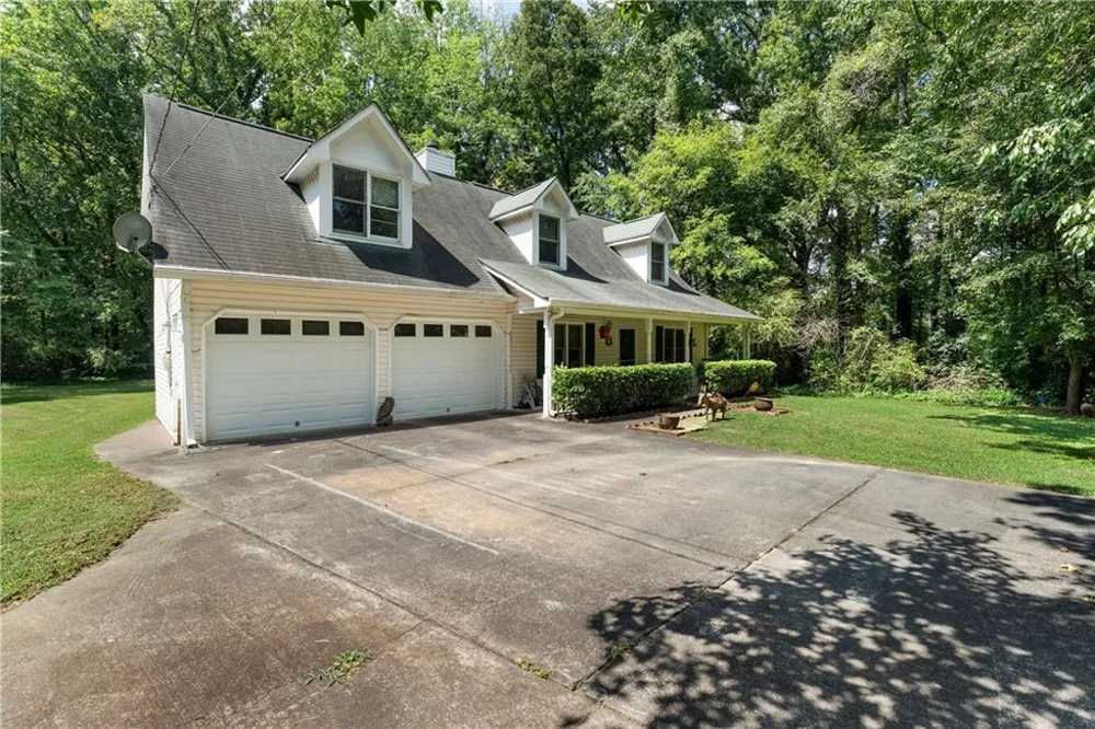 49 Widgeon Way Cartersville, GA 30120
