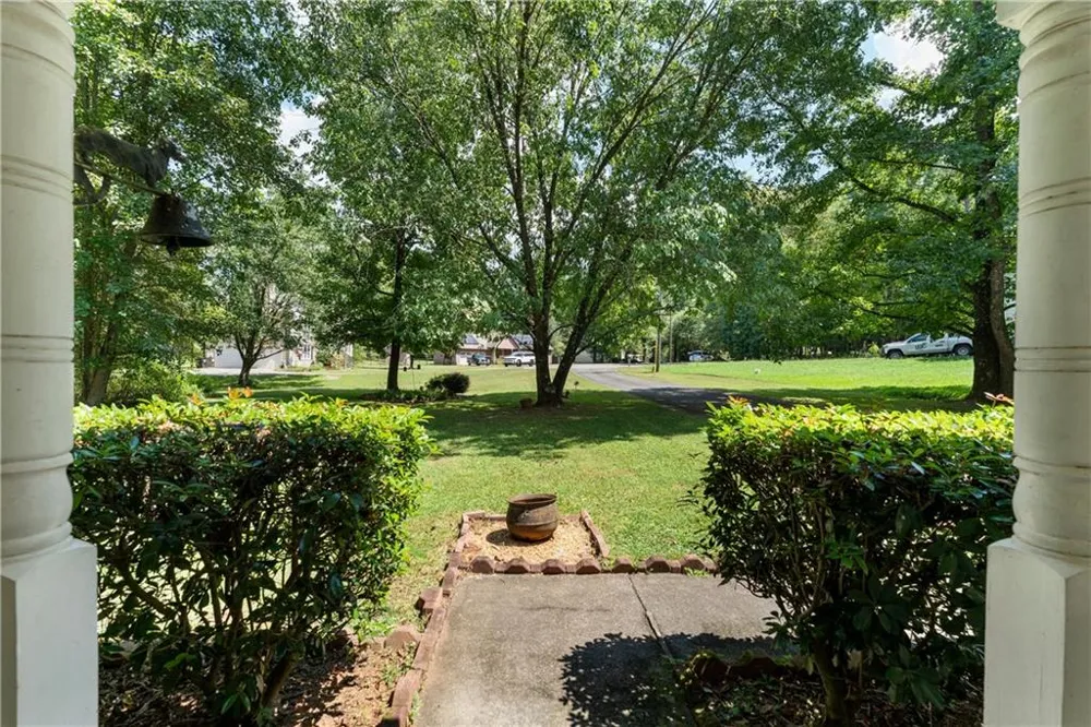 49 Widgeon Way Cartersville, GA 30120