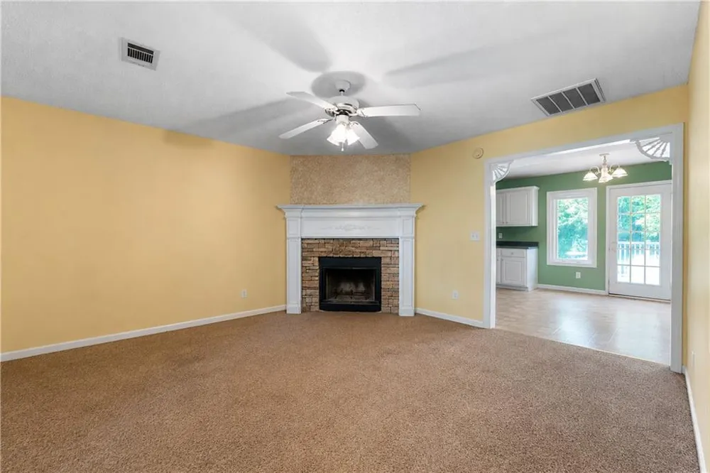 49 Widgeon Way Cartersville, GA 30120