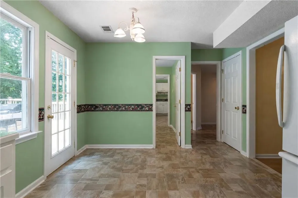49 Widgeon Way Cartersville, GA 30120