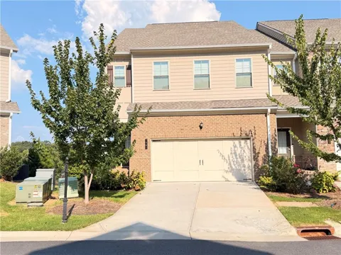 2005 Manor Pointe Drive