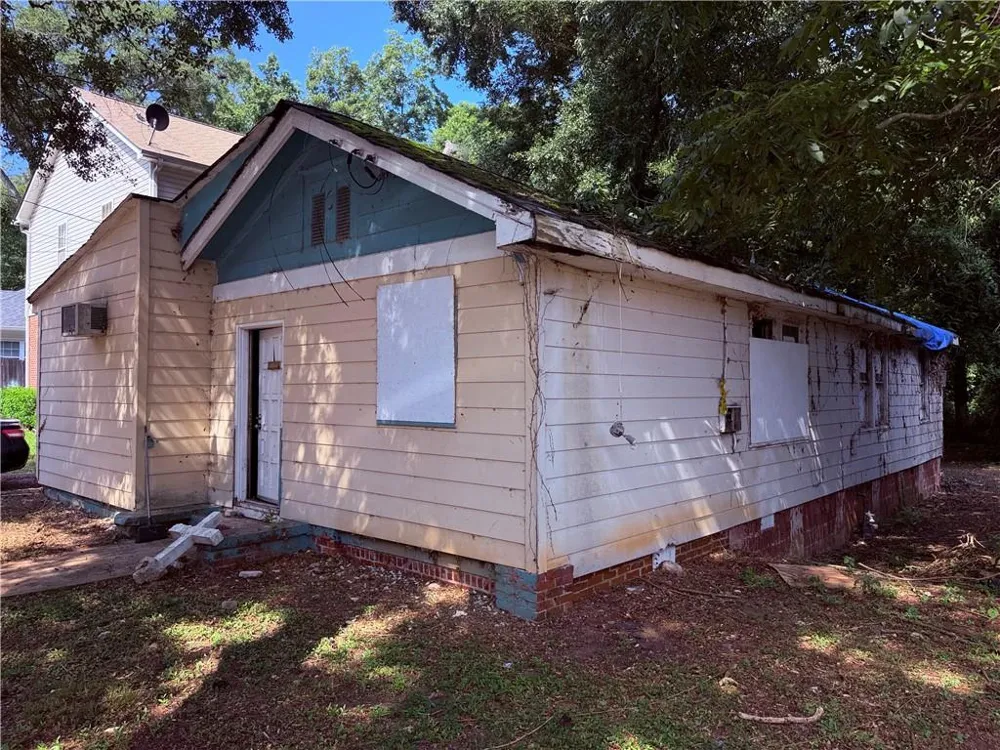 984 Sims Avenue NW Atlanta, GA 30318