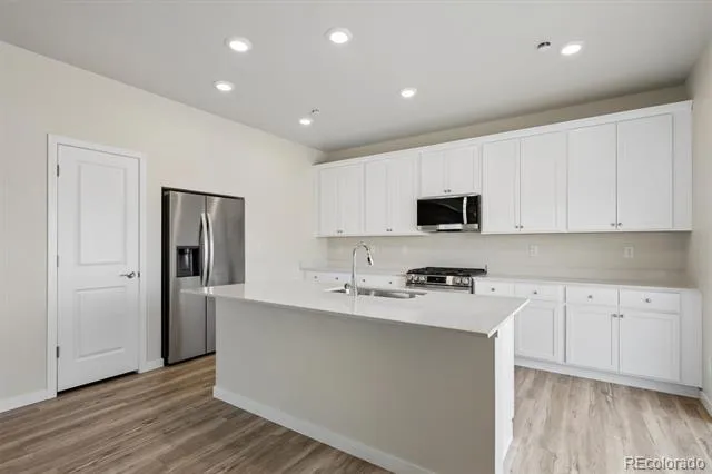 19053 E 93rd Place Commerce City, CO 80022