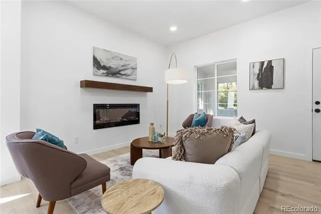 662 S Logan Street S Denver, CO 80209