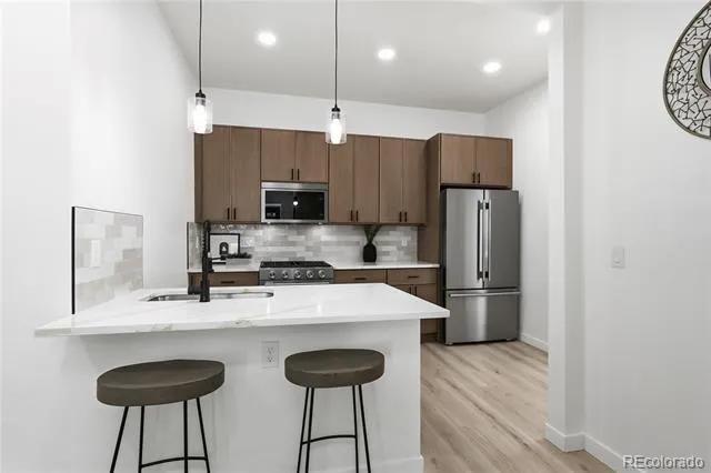 662 S Logan Street S Denver, CO 80209