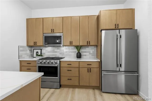 662 S Logan Street S Denver, CO 80209