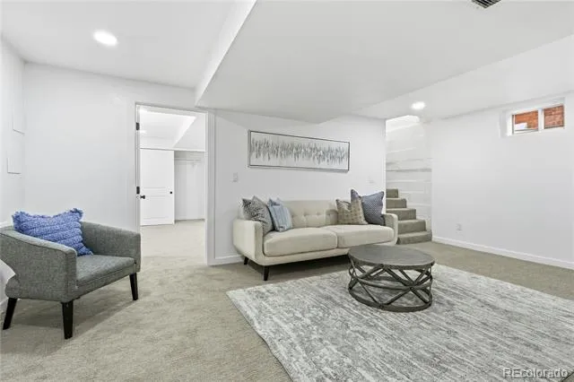 662 S Logan Street S Denver, CO 80209