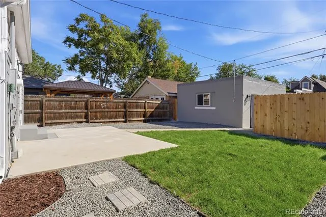 662 S Logan Street S Denver, CO 80209